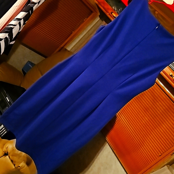 Ivanka Trump size 4 - Picture 2 of 8